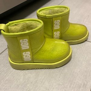 Kids UGG Rain/Snow boots - Size 10 Toddler